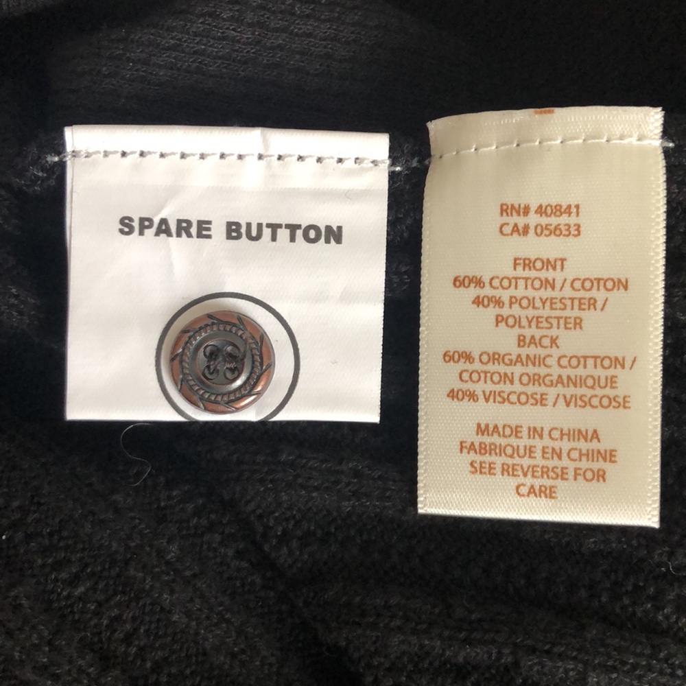 NEW Aventura Organic Black Lightweight Top, Size Large - Picture 13 of 14